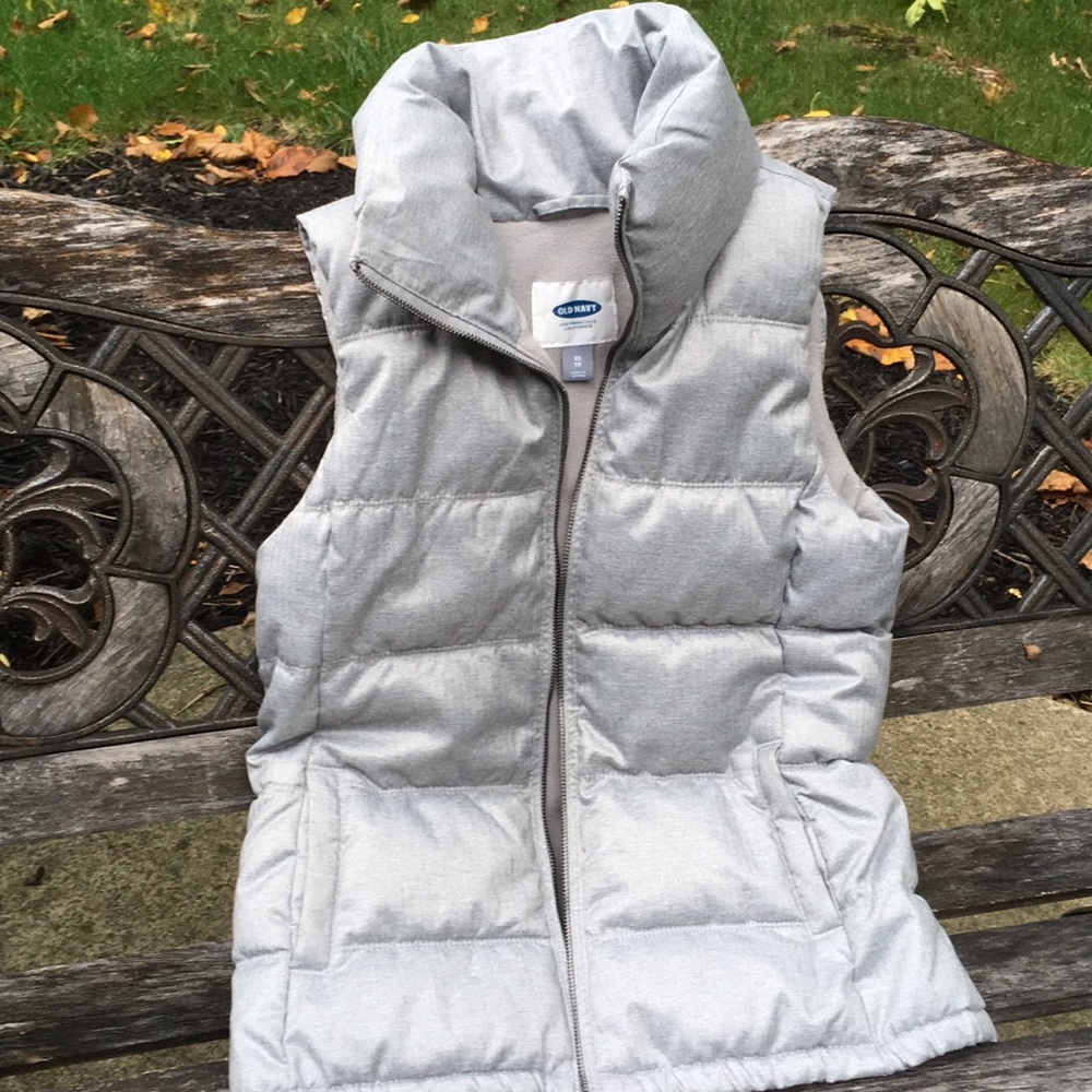 Old Navy sz XS EUC gray puffy vest 2 front pockets
